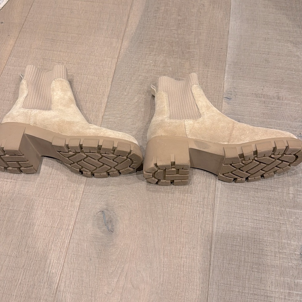 Steve Madden light tan boots - Picture 4 of 5